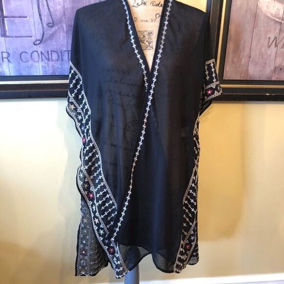 American Eagle Kimono wrap embroidered XS/S EUC - Picture 1 of 9